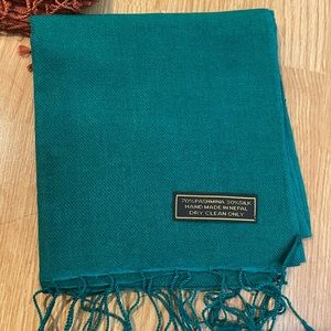 New Handmade pashmina shawl/muffler for both men and women!